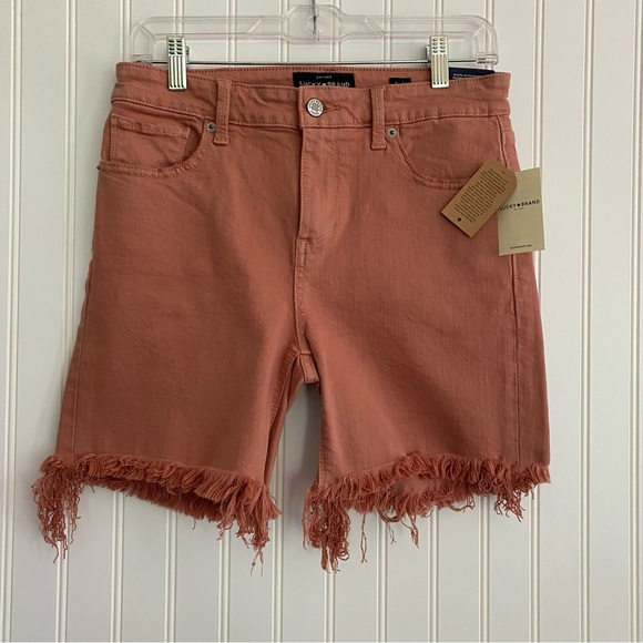 Lucky Brand Pants - Lucky Brand Ava shorts mid-rise SIZE 4/27
